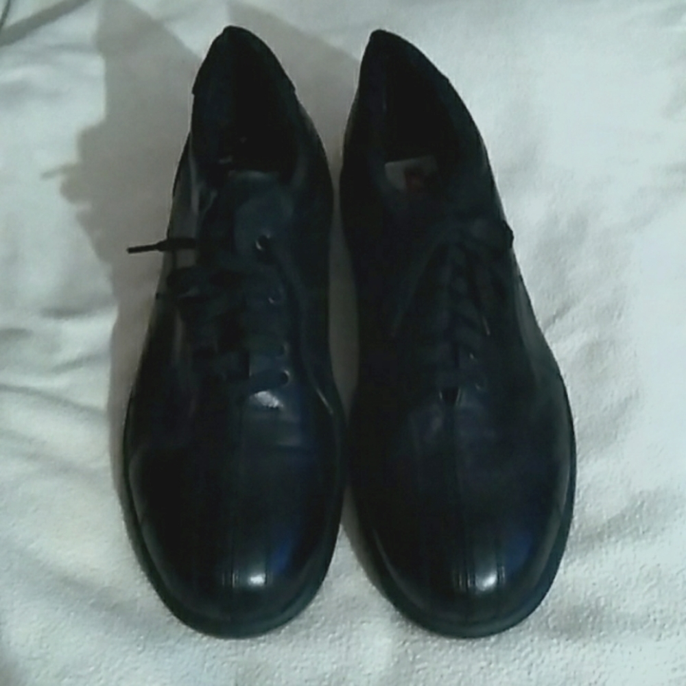 Men's (((BUTTER SOFT))) ALL LEATHER Sneaker Shoes.